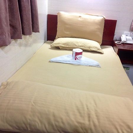 New Yan Yan Guest House Reception 9Th Floor Flat E4 E6 Hong Kong Exterior photo