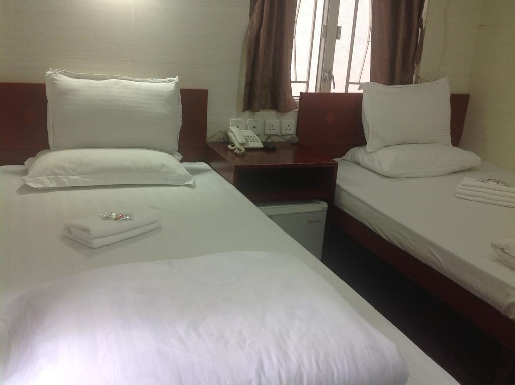 New Yan Yan Guest House Reception 9Th Floor Flat E4 E6 Hong Kong Exterior photo